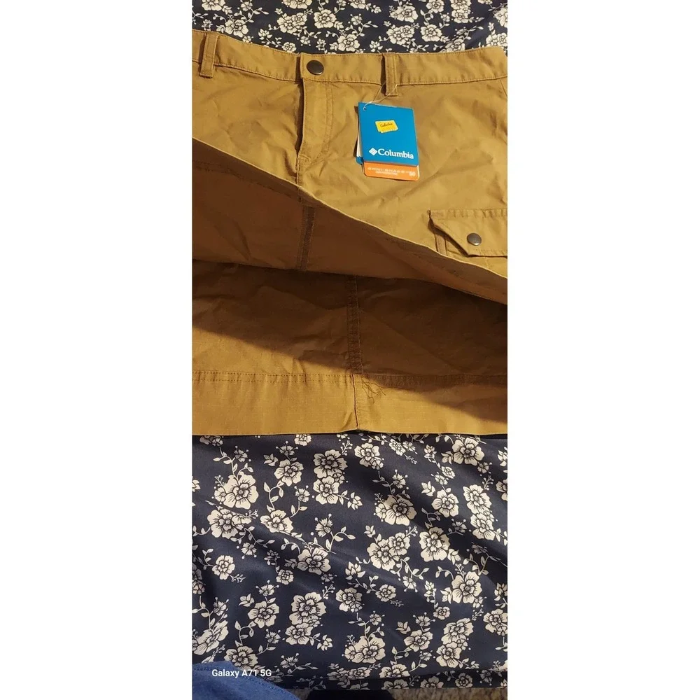 NEW Columbia OMNI-SHADE 50 Womens Size 12 Musturd Zipper Activity Skirt Hiking
